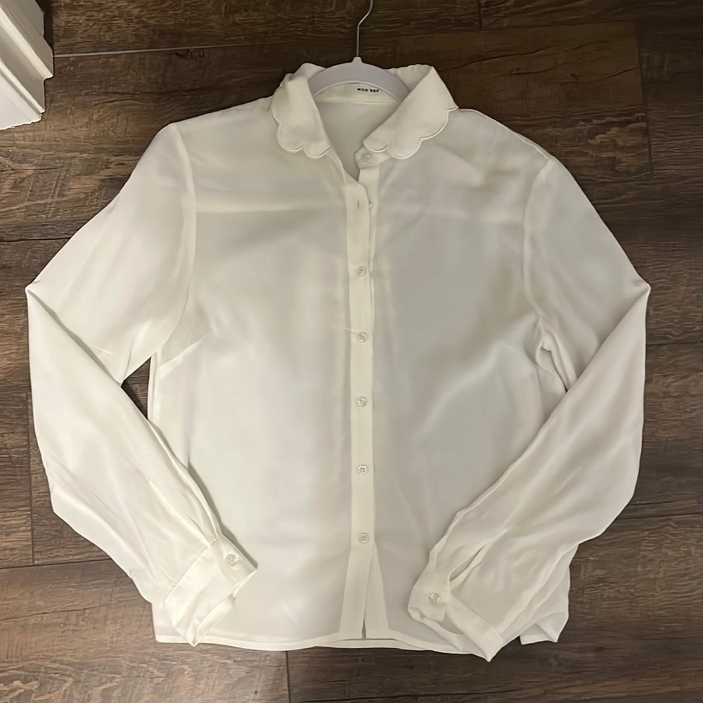 Mod Ref Scalloped Collar Button Up - image 1